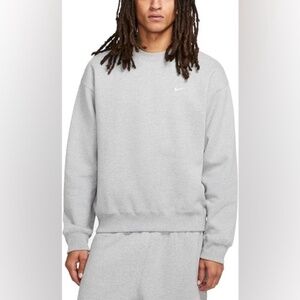 Nike Grey & White Men’s Crewneck Sweater